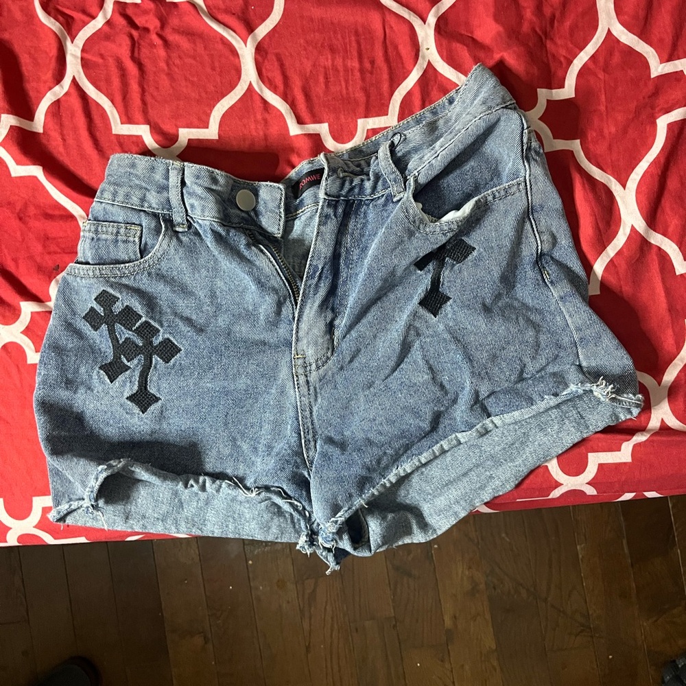Stylish Blue Denim Women Shorts
